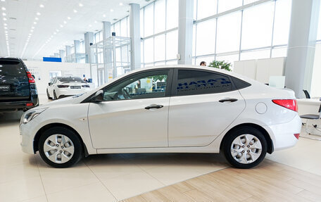 Hyundai Solaris II рестайлинг, 2016 год, 819 000 рублей, 10 фотография