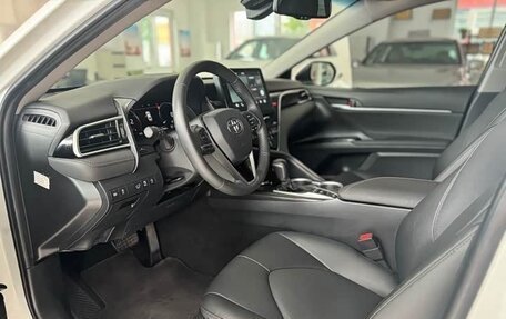 Toyota Camry, 2022 год, 2 650 000 рублей, 4 фотография