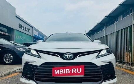 Toyota Camry, 2022 год, 2 650 000 рублей, 10 фотография
