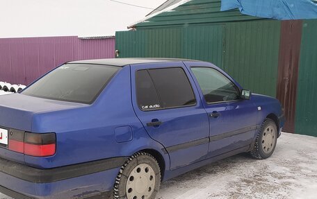 Volkswagen Vento, 1993 год, 150 000 рублей, 8 фотография