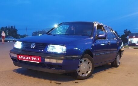 Volkswagen Vento, 1993 год, 150 000 рублей, 3 фотография