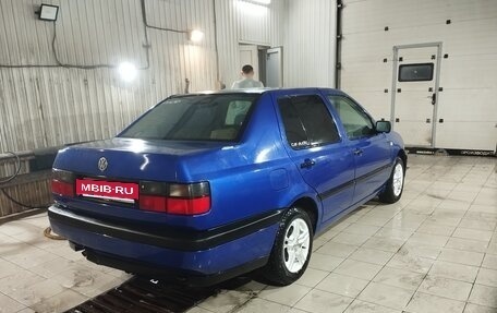Volkswagen Vento, 1993 год, 150 000 рублей, 11 фотография