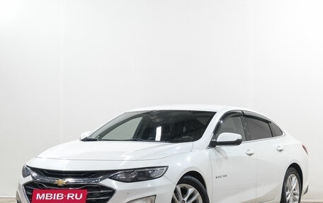 Chevrolet Malibu IX, 2017 год, 1 299 000 рублей, 4 фотография