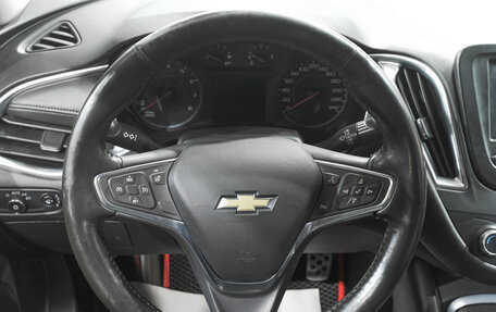 Chevrolet Malibu IX, 2017 год, 1 299 000 рублей, 14 фотография