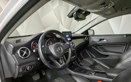 Mercedes-Benz GLA, 2019 год, 2 195 000 рублей, 14 фотография