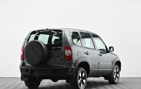 Chevrolet Niva I рестайлинг, 2018 год, 895 000 рублей, 4 фотография