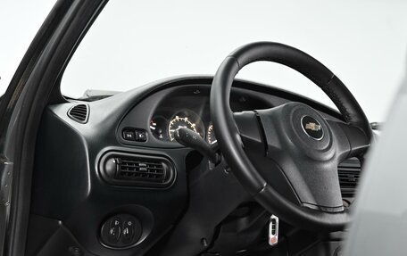 Chevrolet Niva I рестайлинг, 2018 год, 895 000 рублей, 9 фотография
