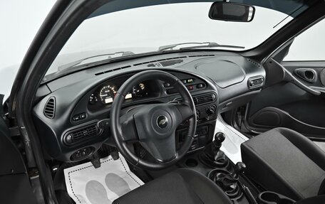 Chevrolet Niva I рестайлинг, 2018 год, 895 000 рублей, 8 фотография