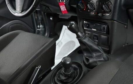 Chevrolet Niva I рестайлинг, 2018 год, 895 000 рублей, 11 фотография