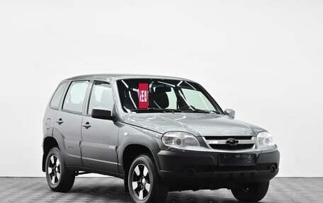 Chevrolet Niva I рестайлинг, 2018 год, 895 000 рублей, 2 фотография