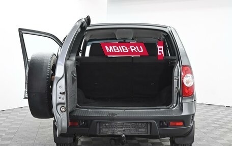 Chevrolet Niva I рестайлинг, 2018 год, 895 000 рублей, 5 фотография