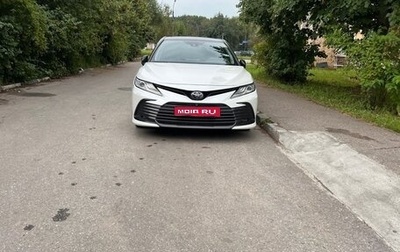 Toyota Camry, 2021 год, 4 500 000 рублей, 1 фотография