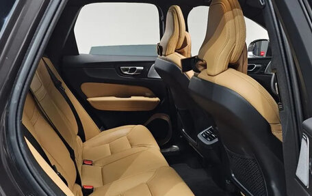 Volvo XC60 II, 2021 год, 4 360 000 рублей, 9 фотография