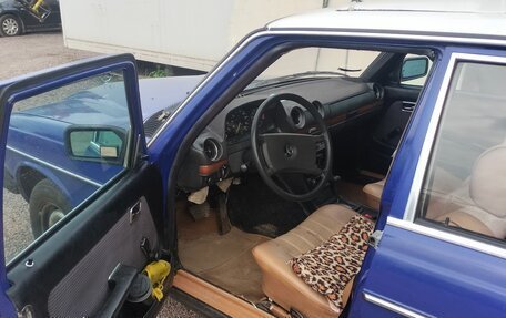 Mercedes-Benz W123, 1984 год, 760 000 рублей, 5 фотография