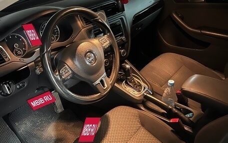 Volkswagen Jetta VI, 2013 год, 800 000 рублей, 9 фотография
