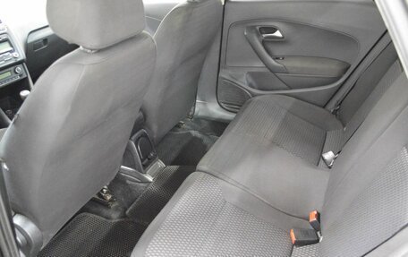 Volkswagen Polo VI (EU Market), 2011 год, 504 000 рублей, 11 фотография