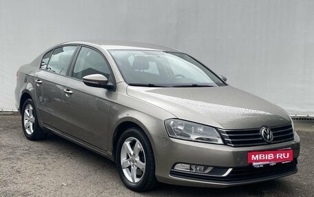 Volkswagen Passat B7, 2012 год, 850 000 рублей, 3 фотография