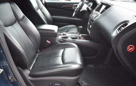 Nissan Pathfinder, 2014 год, 1 375 000 рублей, 10 фотография