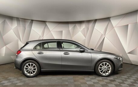 Mercedes-Benz A-Класс, 2018 год, 2 430 000 рублей, 6 фотография
