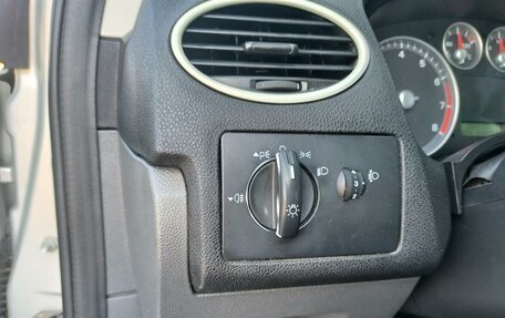 Ford Focus II рестайлинг, 2006 год, 470 000 рублей, 20 фотография