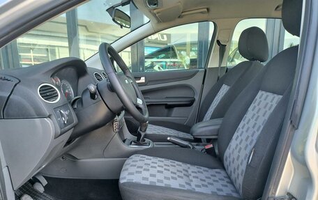 Ford Focus II рестайлинг, 2006 год, 470 000 рублей, 24 фотография