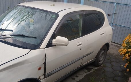 Toyota Duet, 2001 год, 150 000 рублей, 1 фотография