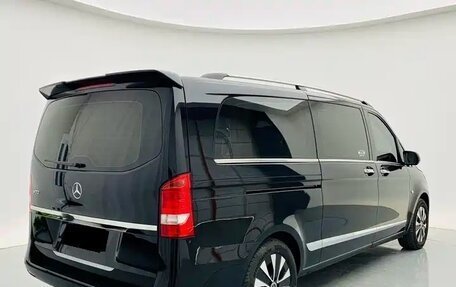 Mercedes-Benz V-Класс, 2021 год, 3 962 000 рублей, 6 фотография