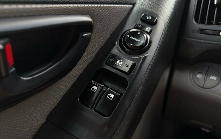 Hyundai Grand Starex Grand Starex I рестайлинг 2, 2016 год, 1 850 000 рублей, 10 фотография