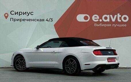 Ford Mustang VI рестайлинг, 2021 год, 3 800 000 рублей, 6 фотография