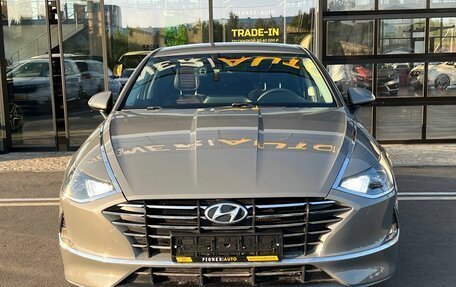 Hyundai Sonata VIII, 2019 год, 1 920 000 рублей, 2 фотография