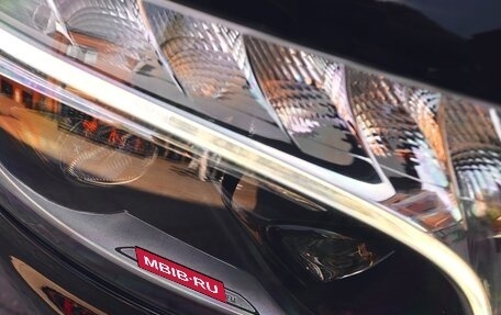 Mercedes-Benz V-Класс, 2018 год, 4 400 000 рублей, 35 фотография