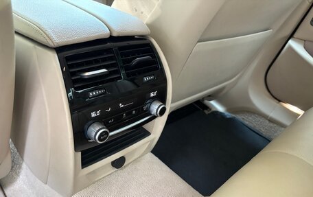 BMW 5 серия, 2019 год, 3 450 000 рублей, 11 фотография