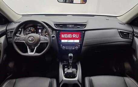 Nissan X-Trail, 2022 год, 2 100 000 рублей, 5 фотография