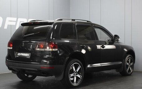 Volkswagen Touareg III, 2010 год, 950 000 рублей, 2 фотография
