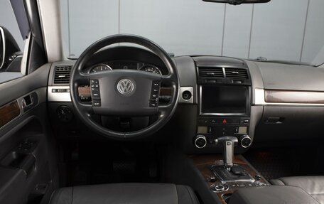 Volkswagen Touareg III, 2010 год, 950 000 рублей, 5 фотография
