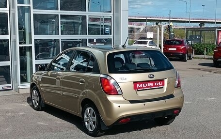 KIA Rio II, 2011 год, 650 000 рублей, 6 фотография