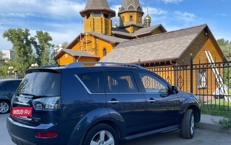 Mitsubishi Outlander III рестайлинг 3, 2008 год, 930 000 рублей, 5 фотография