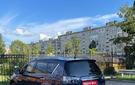 Mitsubishi Outlander III рестайлинг 3, 2008 год, 930 000 рублей, 7 фотография