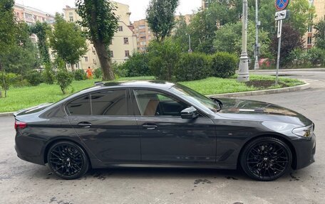 BMW 5 серия, 2019 год, 4 300 000 рублей, 5 фотография