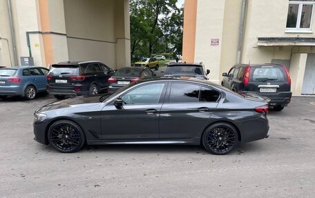 BMW 5 серия, 2019 год, 4 300 000 рублей, 3 фотография