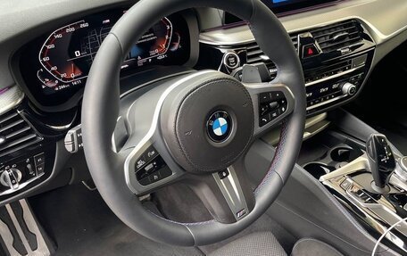 BMW 5 серия, 2019 год, 4 300 000 рублей, 14 фотография