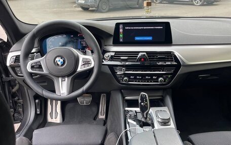 BMW 5 серия, 2019 год, 4 300 000 рублей, 15 фотография