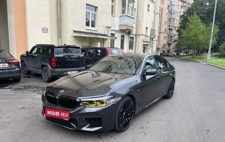 BMW 5 серия, 2019 год, 4 300 000 рублей, 2 фотография