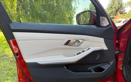 BMW 3 серия, 2019 год, 3 500 000 рублей, 10 фотография
