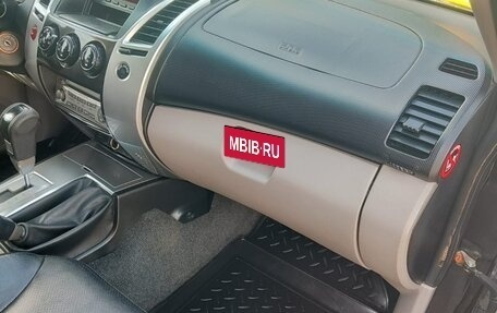 Mitsubishi Pajero Sport II рестайлинг, 2011 год, 1 390 000 рублей, 7 фотография