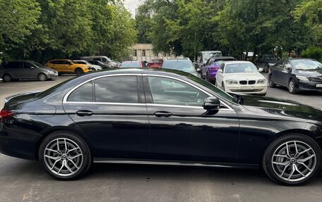 Mercedes-Benz E-Класс, 2020 год, 3 600 000 рублей, 10 фотография