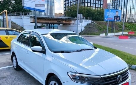 Volkswagen Polo VI (EU Market), 2021 год, 1 550 000 рублей, 2 фотография