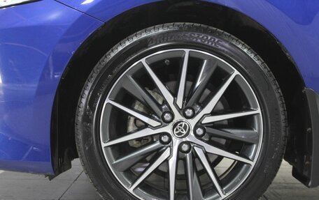 Toyota Camry, 2021 год, 3 450 000 рублей, 10 фотография