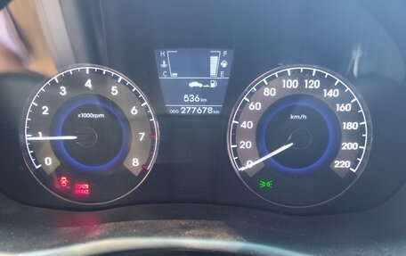 Hyundai Solaris II рестайлинг, 2011 год, 650 000 рублей, 4 фотография
