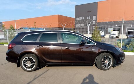 Opel Astra J, 2014 год, 789 000 рублей, 3 фотография